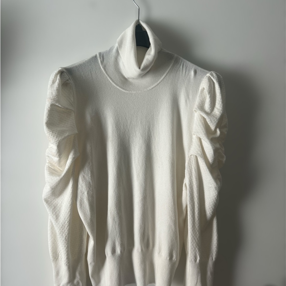 Glamour Elegant Cream Turtleneck‎ Sweater,Size 2X, Pre-owned